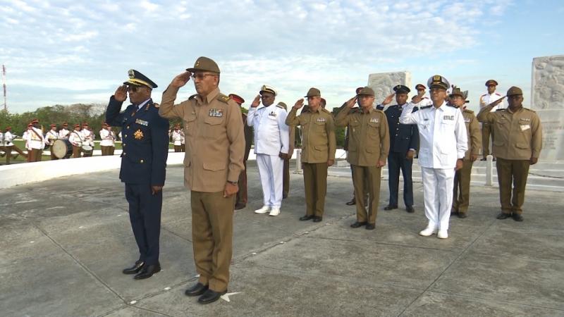 Recibimiento al jefe de la fuerza de Defensa de Namibia